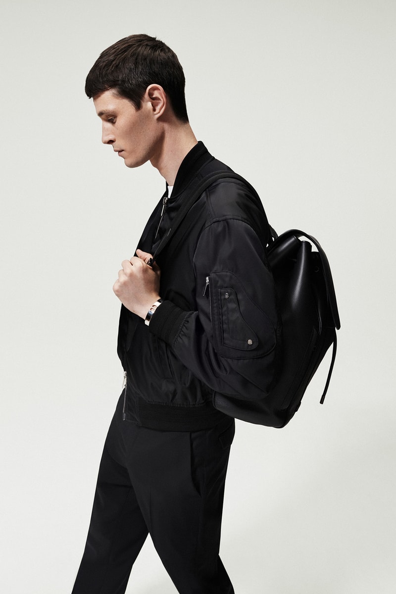 Dior Men "Essentials" Collection Release Jackets Long sleeves Coats T-shirts Hoodies Black Blue White Suits Bags Puffer Jackets Oblique Jacquard B23 B22 Sneaker 
