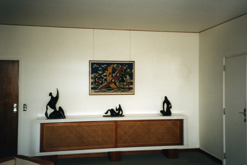 Fondation Louis Vuitton Charlotte Perriand Exhibit Furniture Interiors Chairs Léger Shelves Stools 