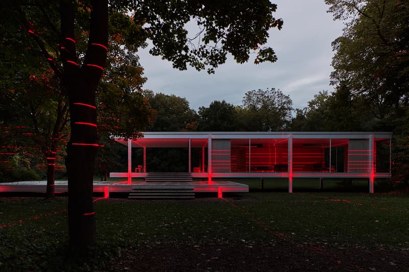 geometry of light red lasers iker gil luftwerk mies van der rohe farnsworth house 2019 installation 