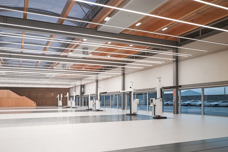 Look Inside Jaguar New 39,000 Square Foot Design Studio Clay Modeling Sustainable Solar Panels Build Plates Automotive