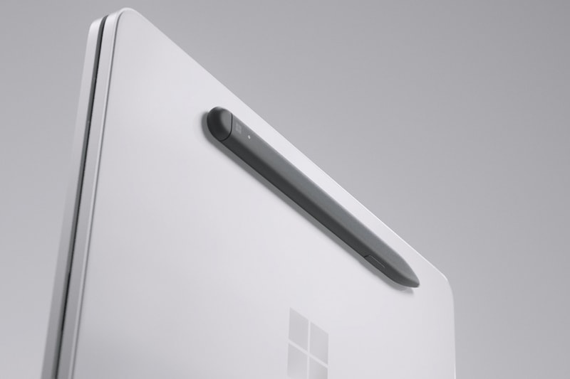 Microsoft Surface Event Recap Neo Duo Earbuds Laptop Tablet Dual Screen Windows 10X Wonderbar Hinge Apple AirPods