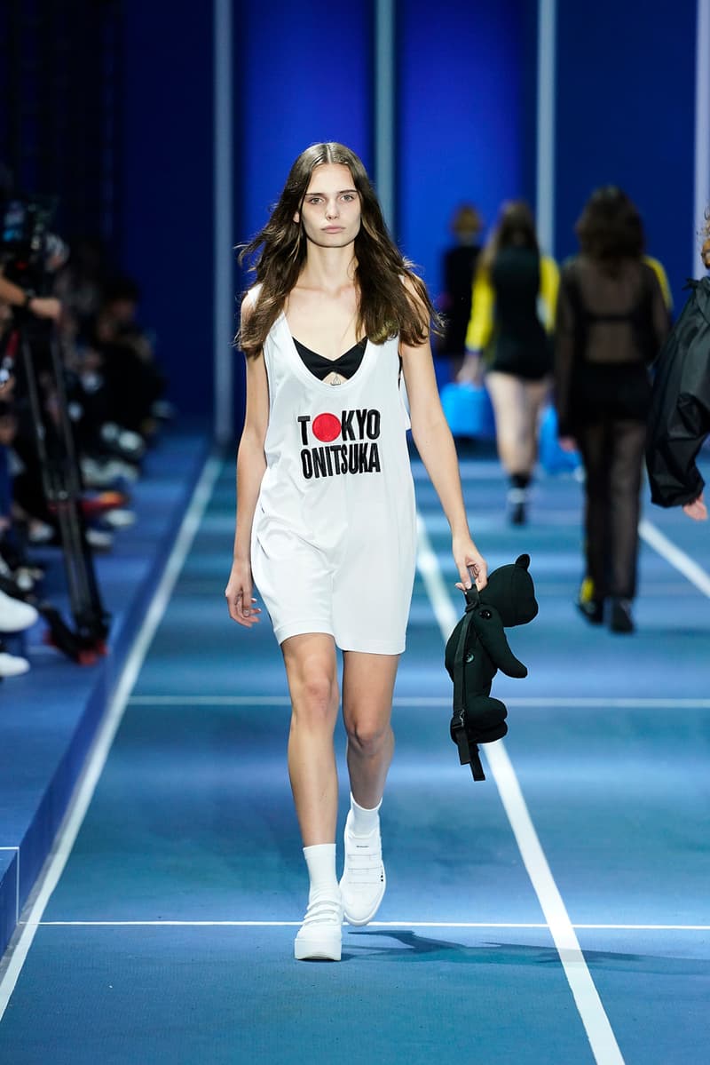 onitsuka tiger spring summer 2020 runway show tokyo fashion week creative director andrea pompilio sporty heritage innovation sportswear