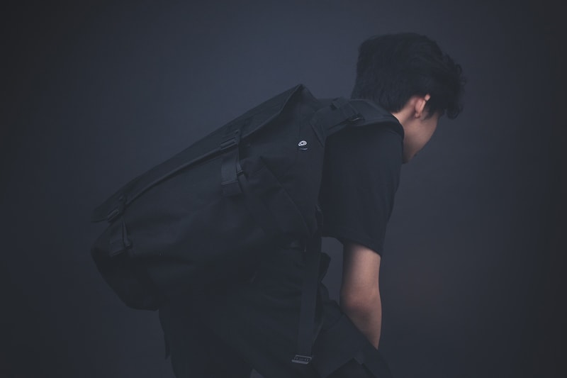 ORBITGear CIGSeries 2020 Collection Weatherproof 24L Messenger Bag Hip Bag Technical Sacoche Black Green 