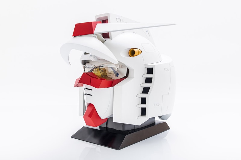 OWNDAYS Mobile Suit Gundam 40th Anniversary RX-78-2 Glasses Case