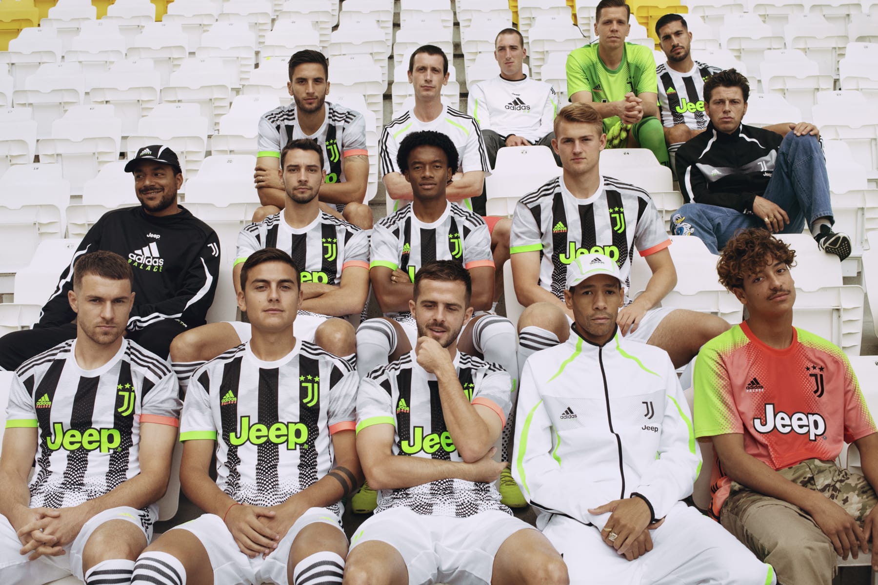 Go-Fall 2019 Soccer Jersey Mens T-Shirts Juventus Italy Away Short No.7 Ronaldo Replica