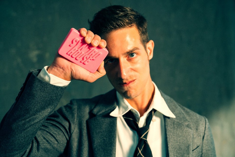 fight club dress I've always liked tyler's eccentric fashion, any ideas on how to match to get a similar style? : r/fightclub