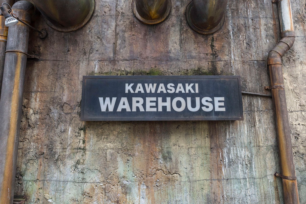 Warehouse Kawasaki Arcade Japan Closure november 2014 kowloon walled city cyberpunk futuristic dystopian 2009 Taishiro Hoshino interiors