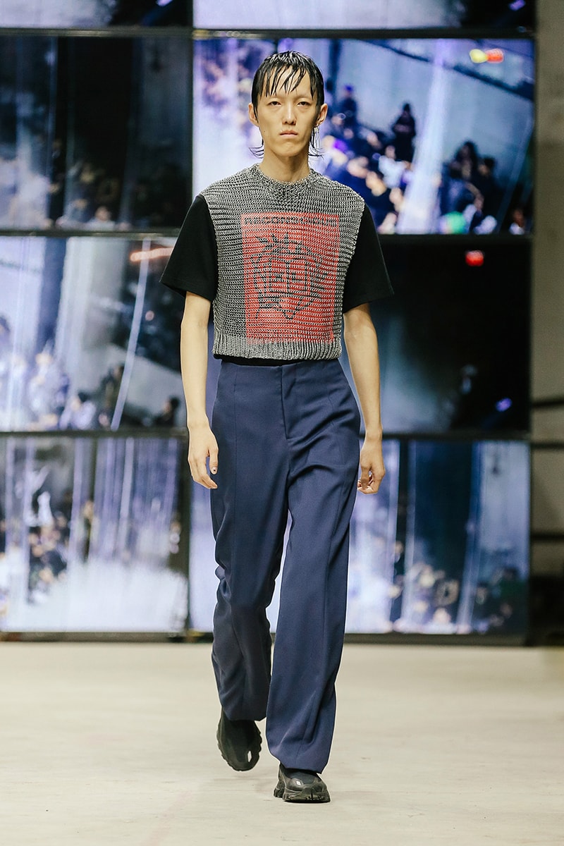 XIMONLEE Spring Summer 2020 Collection Shanghai Fashion Week Runway Presentation Reebok DMX Trail Hydrex