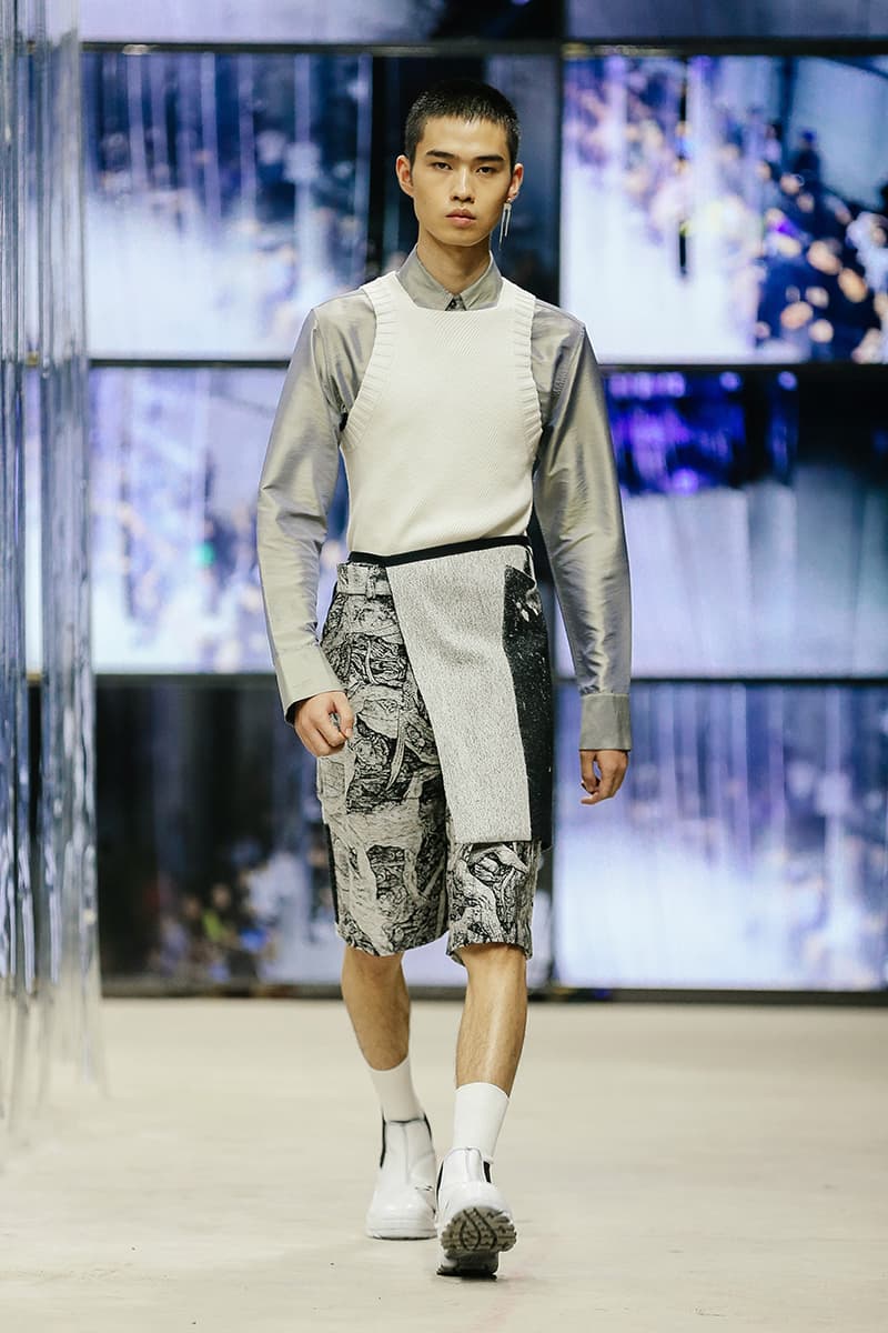 XIMONLEE Spring Summer 2020 Collection Shanghai Fashion Week Runway Presentation Reebok DMX Trail Hydrex