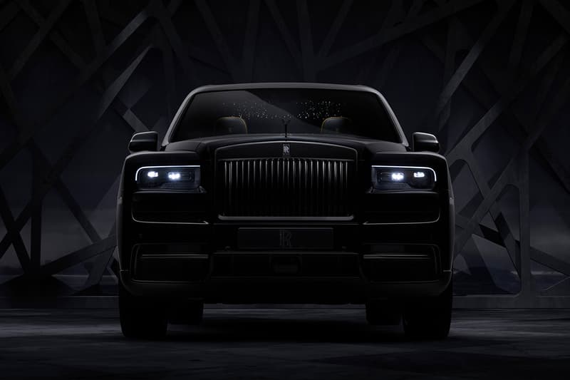 Rolls Royce Cullinan Black Badge 2019 SUV Sports Utility Vehicle Luxury Car 4x4 6.75-litre V12 engine 600 BHP 900 NM Torque Infinity lemniscate symbol Spirit of Ecstasy mascot Technical Carbon