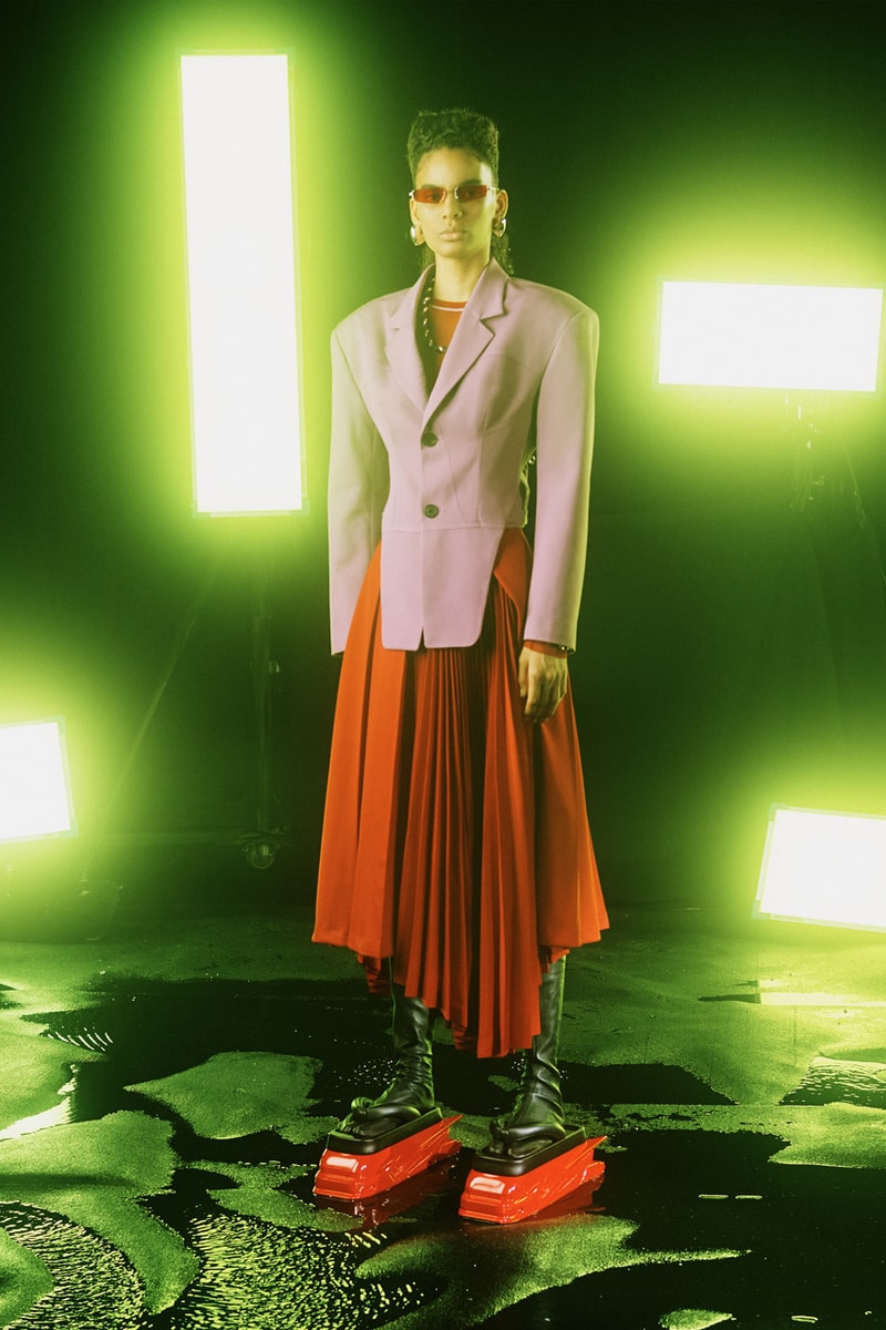 AMBUSH Spring Summer 2020 Lookbook futuristic geta sandals technical functional outerwear yoon ambush ahn verbal tokyo made in japan japanese designer hi-tech bladerunner