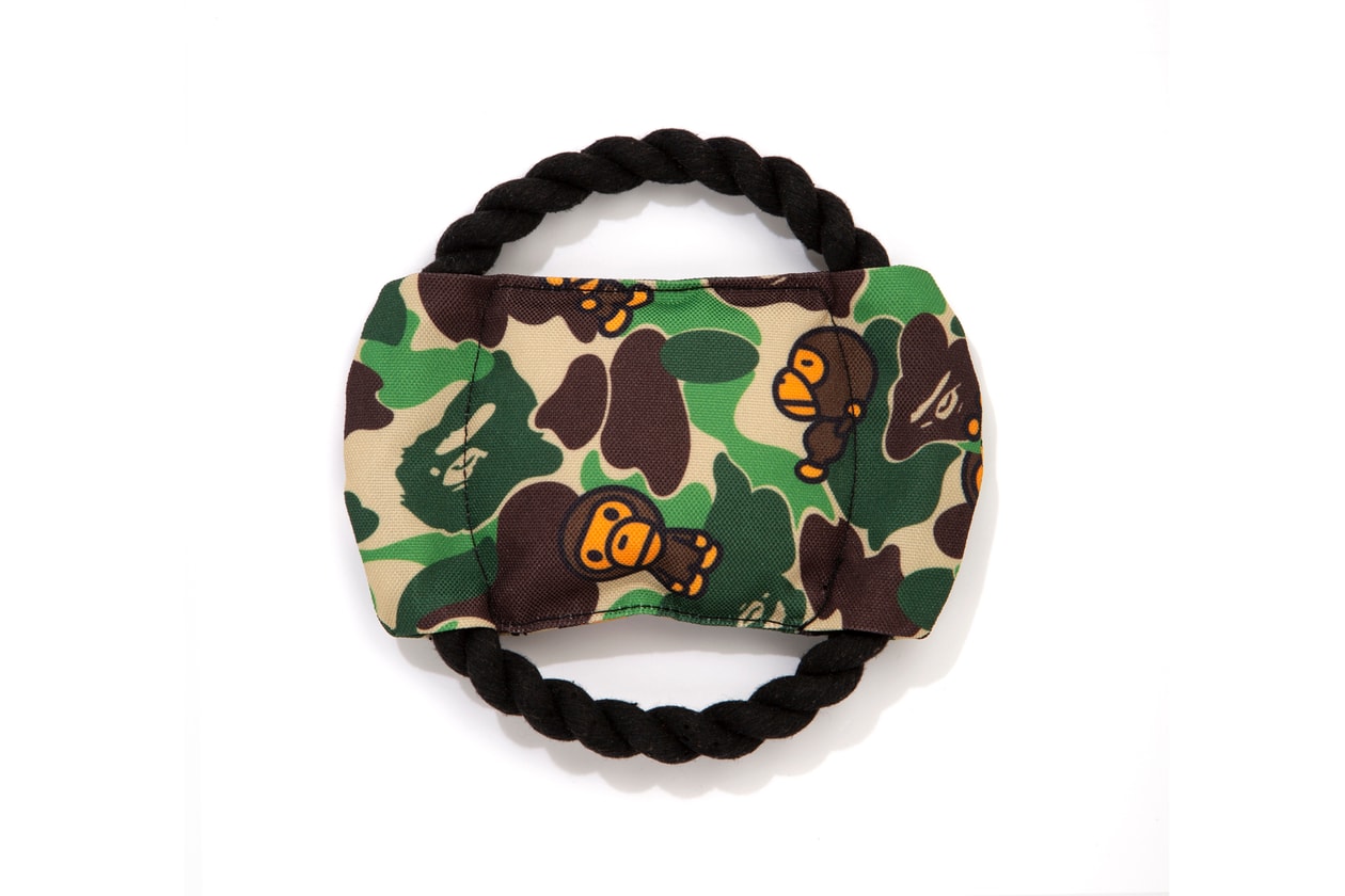 BAPE®️から2019年秋冬ペットコレクションが登場 Baby Milo Pet Accessories Fall/Winter 2019 dogs cats camo print bape a bathing ape beds bags toys ape head