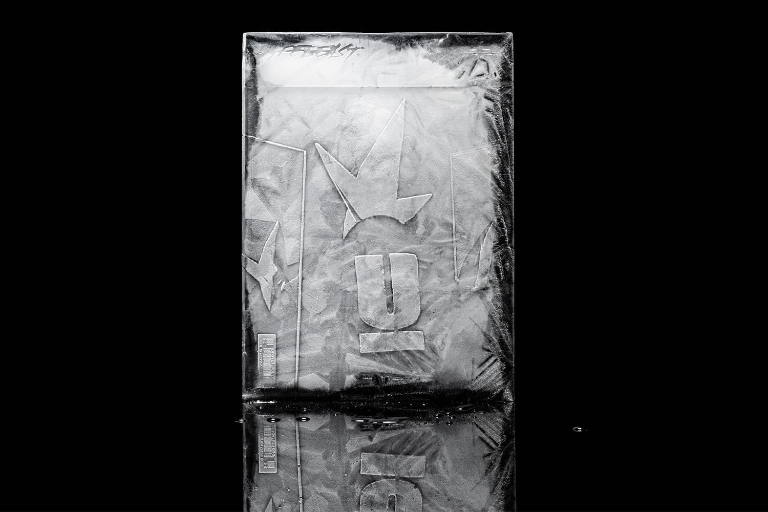 E806T HYPEBEAST Magazine Issue 27 The Kinship Issue Ice Sculpture UNDERCOVER FUTURA LABORATORIES Jun Takahashi