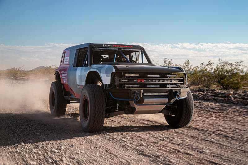 Ford Bronco R Race Prototype First Look Automotive Baja 1000 Racing Truck All-Terrain Supertrucks 4x4 Compressed Body Off-Roading Test