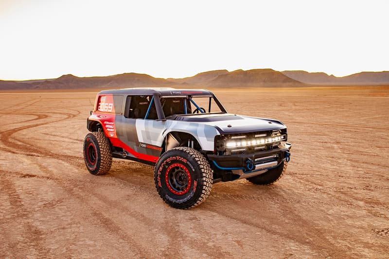 Ford Bronco R Race Prototype First Look Automotive Baja 1000 Racing Truck All-Terrain Supertrucks 4x4 Compressed Body Off-Roading Test