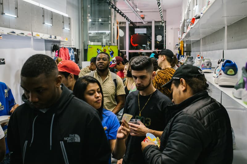 NBA on TNT San Francisco Tip-Off Pop-Up Event Recap dj noodles gold yellow blue red los angeles haight street television wood basketball orange