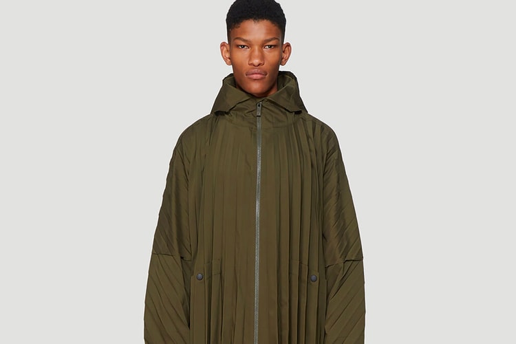 HOMME PLISSÉ ISSEY MIYAKE Drops Baggy Olive Pleated Coat