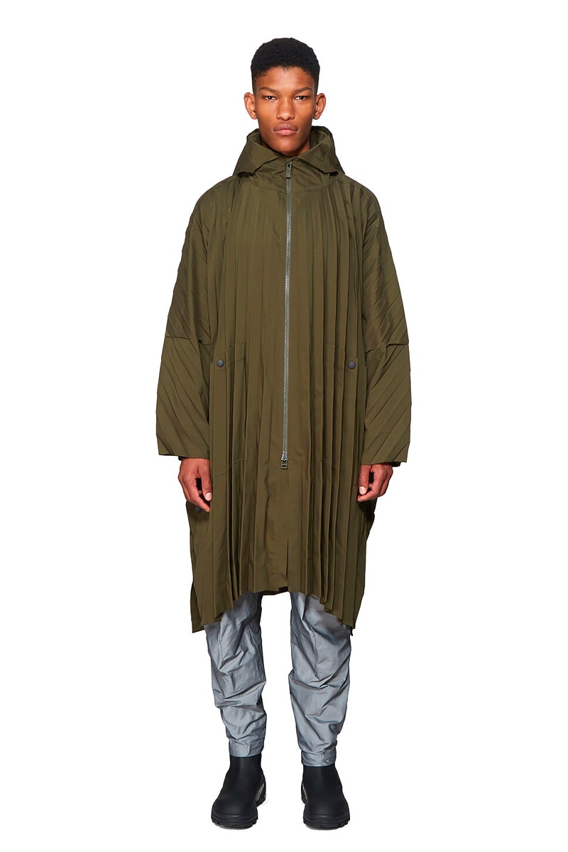 HOMME PLISSE ISSEY MIYAKE Olive Pleated Coat hood outerwear jackets japanese polyester water resistant designer fall winter 2019 parka pleats functional