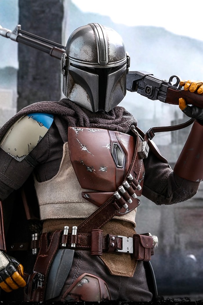 hot toys collectibles figures 1 6th the mandalorian pedro pascal stormtrooper star wars disney plus 