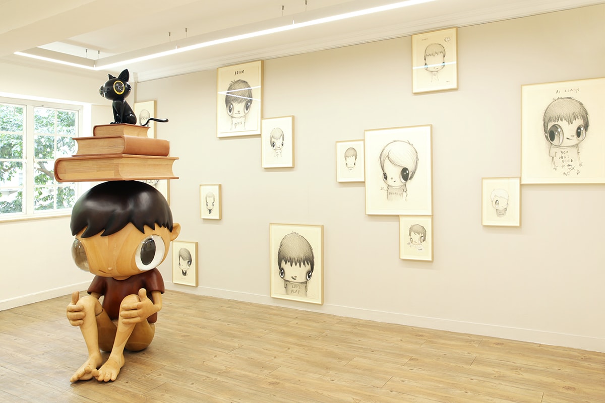 Javier Calleja "I did, I do, I will do" Exhibit Hong Kong AISHONANZUKA Gallery Sculptures Wooden Big Eyes Paintings Drawings Children Cat Books 