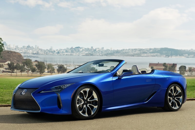 2021 lexus lc 500 two door coupe convertible v8 engine luxury car toyota