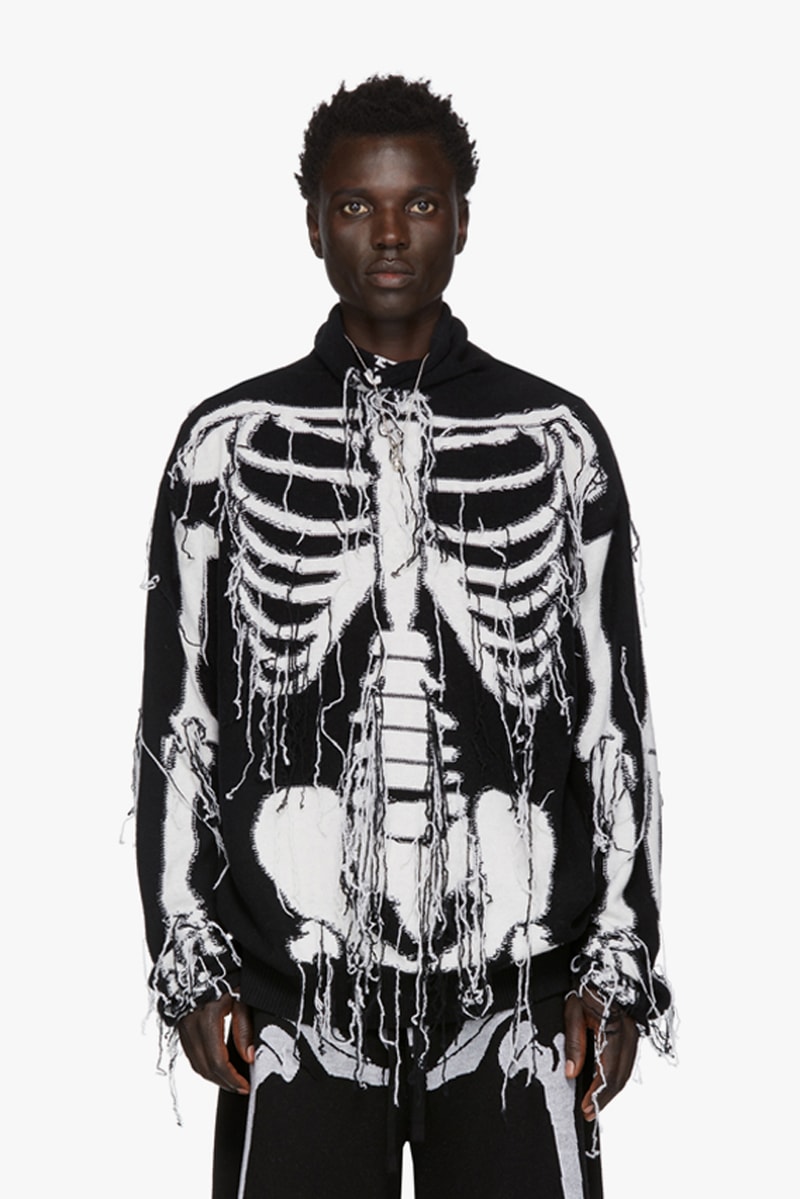 LOEWE William De Morgan Skeleton Turtleneck jonathan anderson english renaissance man fringes made in italy wool sweater graphic bones outerwear fall winter 2019 intarsia yarn knitwear