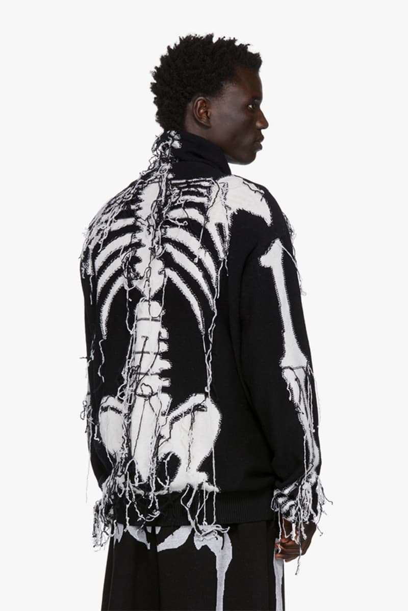 LOEWE William De Morgan Skeleton Turtleneck jonathan anderson english renaissance man fringes made in italy wool sweater graphic bones outerwear fall winter 2019 intarsia yarn knitwear