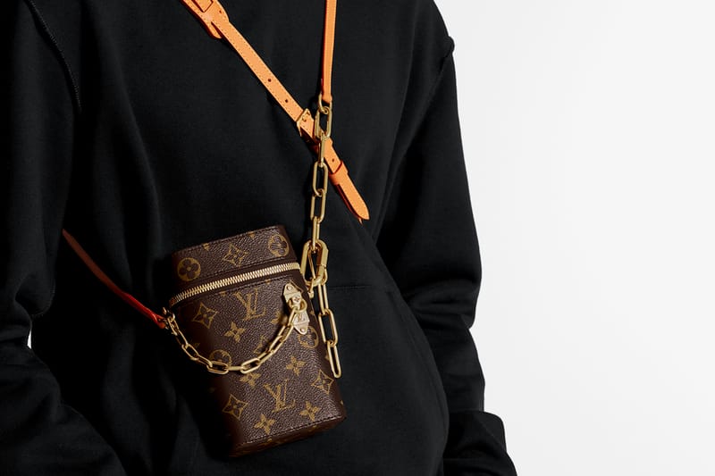 louis vuitton black crossbody gold chain