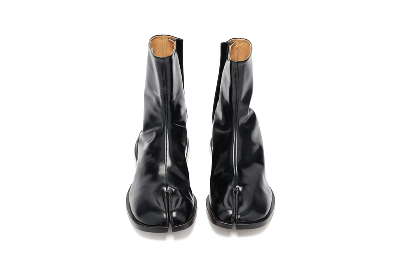 maison margiela tabi Air Bag Heel split toe leather boots black patent fall winter 2019 