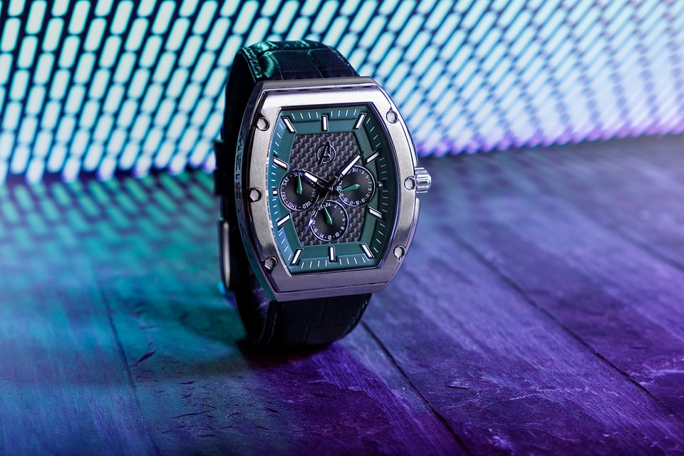 Montre Invicta Marvel Black Panther « Wakanda » 52 mm Édition limitée Montre Invicta Marvel Black Panther « Wakanda » 52 mm Édition limitée