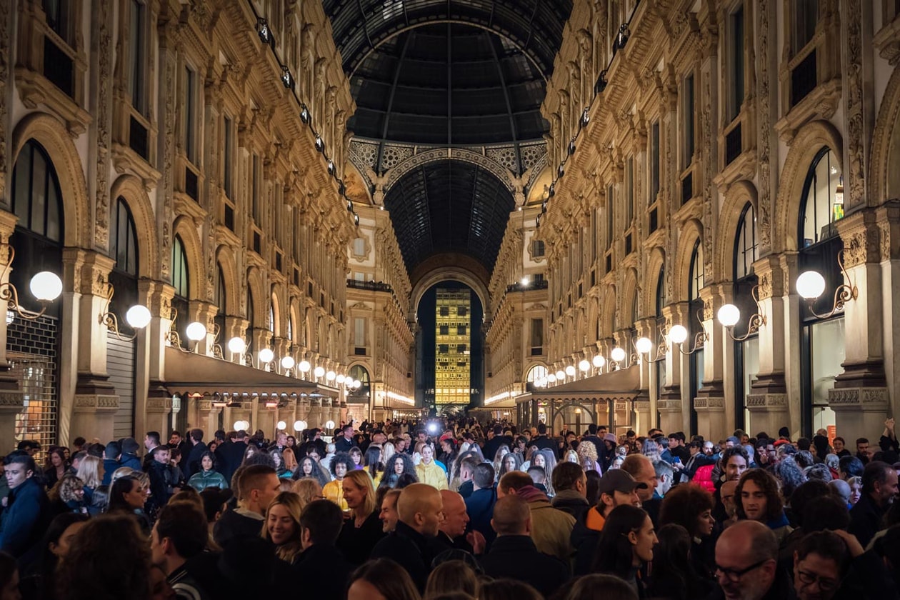 moncler genius vanessa beecroft milan galleria vittoria emmanuelle Galleria Vittorio Emanuele kanye west francesco ragazzi 