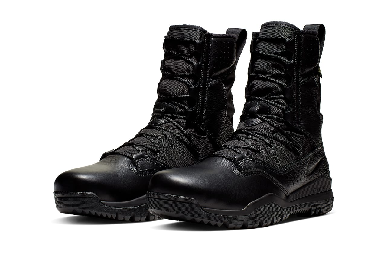 gore tex nike boots