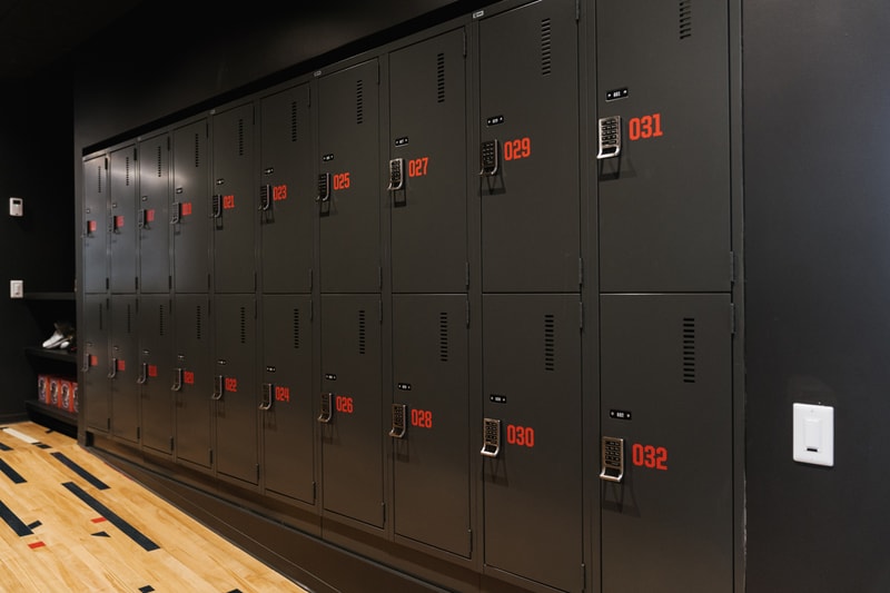 Inside Nike New S23NYC Studio seaport south street new york city nyc office hq headquarters ron faris sneakers culture sneakerhead digital webstore ecommerce