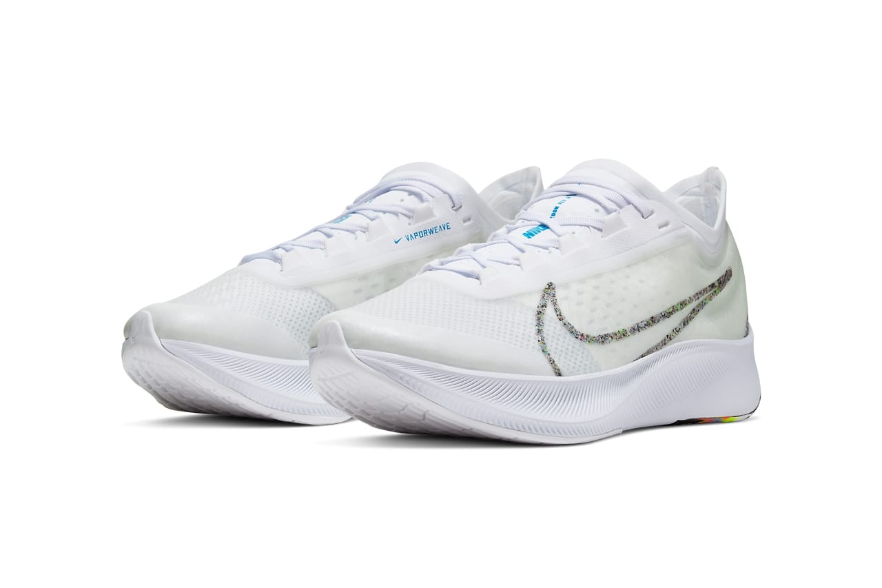 white zoom fly 3