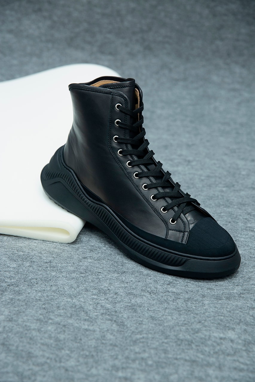 OAMC Free Solo Sneakers FW19 Release Information First Look Custom Made First Look Clean Sneaker Footwear Drop Cop Made in Italy Premium Leather Rubber "Off White" "Black" "Ivy" Colorways