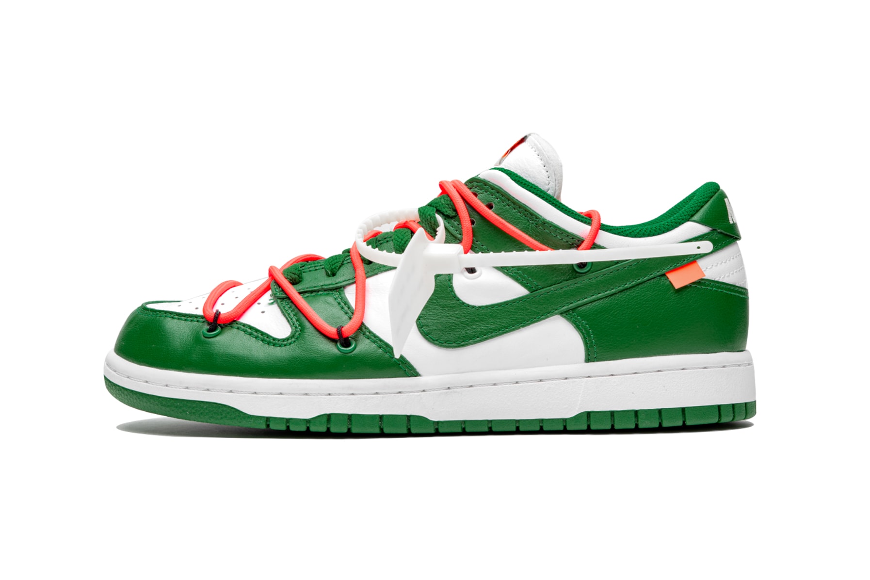 Off-White™ x Nike SB Dunk Low "Pine Green" stadium goods virgil abloh closer look better detailed collaborations release info yellow blue navy