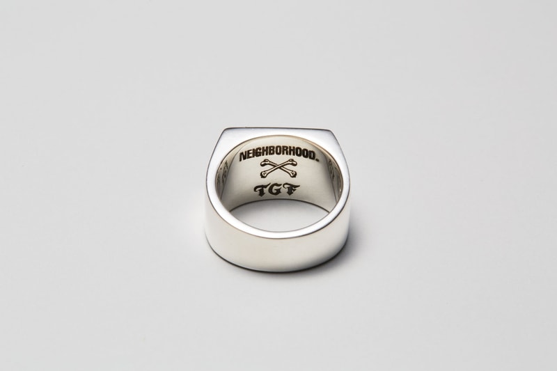 NEIGHBORHOOD The Great Frog Capsule Collection Signet Rings 925 Sterling Silver 9ct Yellow Gold "Fuck Em" London Tokyo Store Hoodie T-shirts Black White