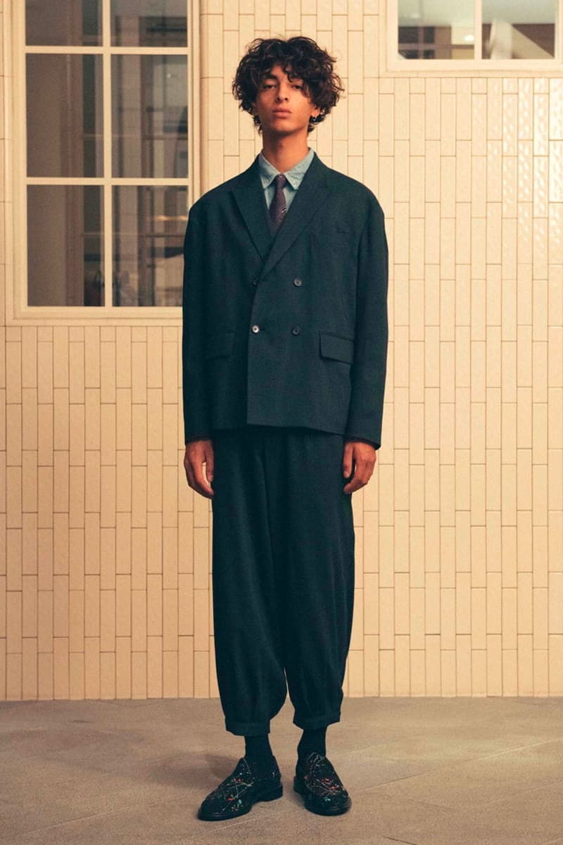 UNITED ARROWS SONS Fall Winter 2019 Lookbook poggy the man bespoke sartorial blazers loafers tailoring dapper chino trench coat outerwear layer menswear japanese down