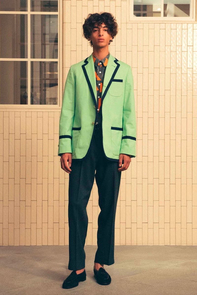 UNITED ARROWS SONS Fall Winter 2019 Lookbook poggy the man bespoke sartorial blazers loafers tailoring dapper chino trench coat outerwear layer menswear japanese down