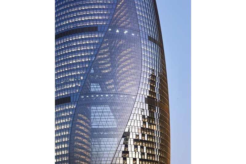 Zaha Hadid Architects Leeza SOHO Opening world's tallest atrium beijing buildings architecture pictures gallery LEED Gold certification 45-story sustainability environment pas de deux