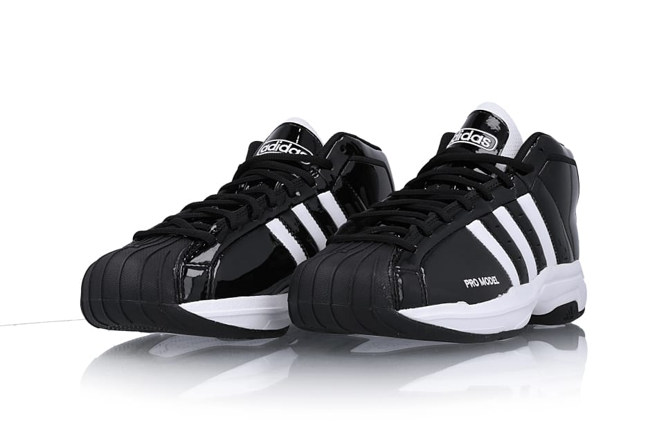 pro model adidas black and white