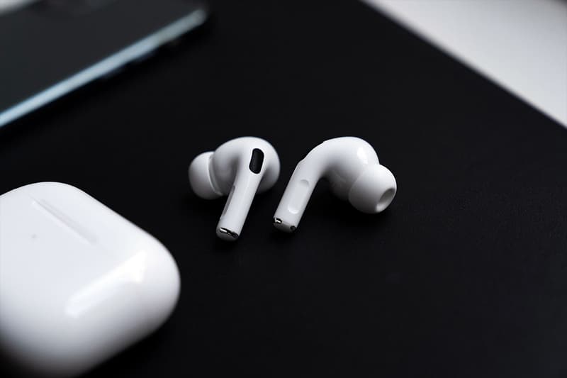 Apple Airpods Pro Earbuds Sold Out Resold Online Hypebeast