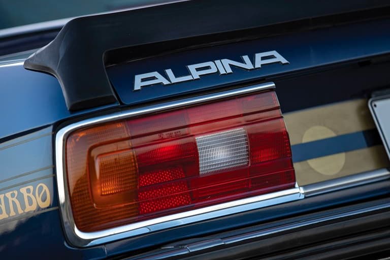 1982 BMW Alpina B7 S Turbo RM Sotheby's Auction coupe ferrari race car bid buy now paris japan WBACJ710XB6579934 330 bhp and 500 Nm of torque specs info service history 