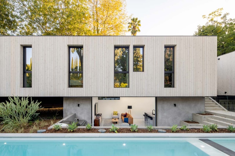 dan brunn architecture bride house los angeles hancock park built over brook stream 