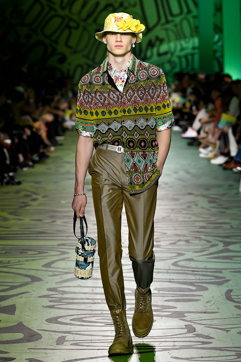 Dior Fall/Winter 2020 Miami Runway Show Closer Look Looks Kim Jones Shawn Stussy Air Jordan 1 High OG Menswear Tailoring Luxury Fashion Metal Saddle Bag Yoon Ahn pre collection