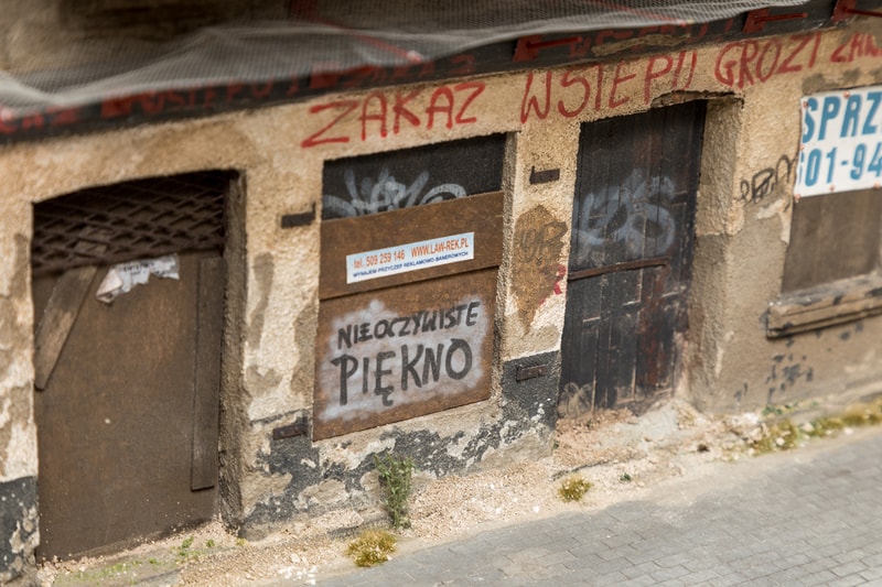 KIRK Gallery "Up the Wall" Exhibition Joshua Smith Etam Cru Sainer Bezt Miniature Building Mural Lodz Poland