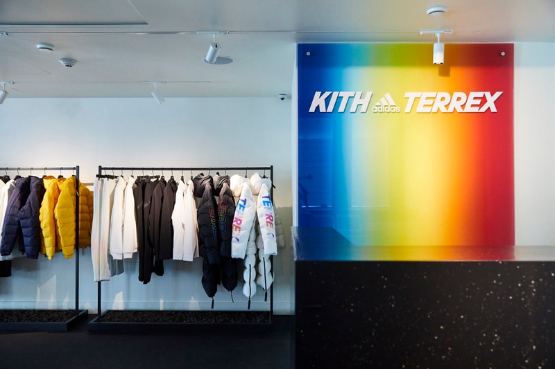 KITH Jackson Hole Pop-Up Store Info Jackson Collection adidas Terrex Oakley Bomber Ski Capita Ski Sets Goggles Helmets Puffer Jackets Sneakers Rainbow Snowboards 