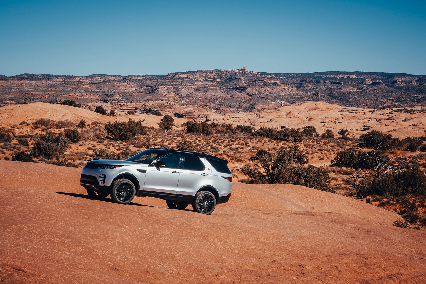 Land Rover Adventure Experience Moab Utah Info  Range Rover SUVs Luxury travel Discovery rock-crawling off-roading canyonlands 