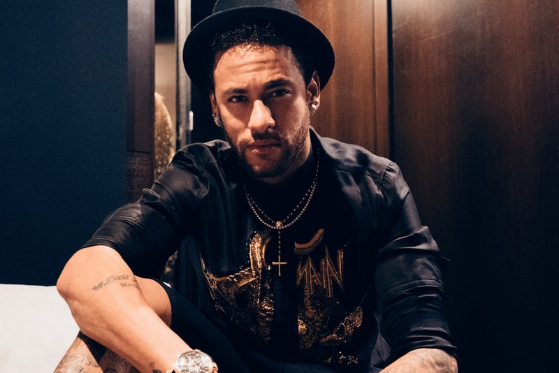 Neymar Jr. Teases All-Gold Signature Nike Shox silhouette football soccer swoosh collaborations psg paris saint germain jordan brand Nike Shox TL R4
