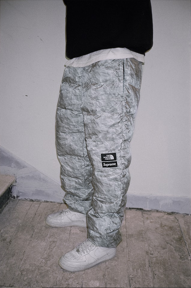 Supreme x The North Face Winter 2019 Nuptse Collection Jackets Scarf Pants Snow Japan New York TNF 700-Fill paper print 